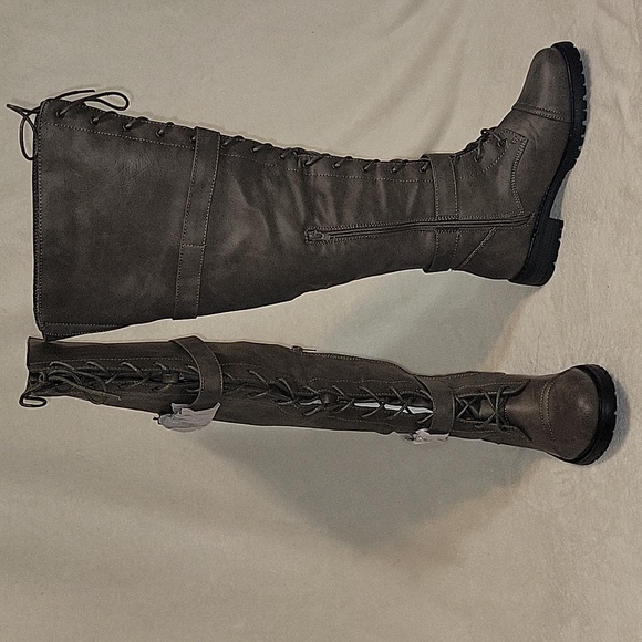NWOT Knee-high Boots - Picture 4 of 4